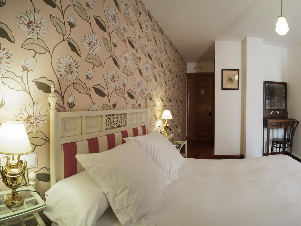 Ch Hostal Victoria Куэнка Экстерьер фото