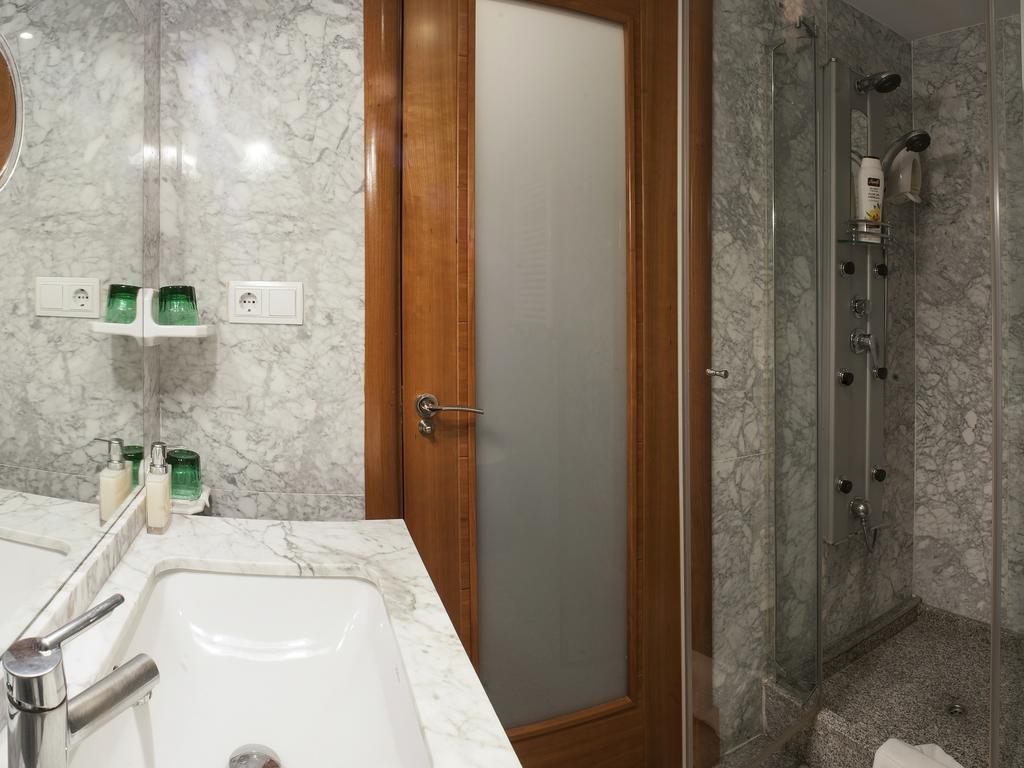 Ch Hostal Victoria Куэнка Экстерьер фото