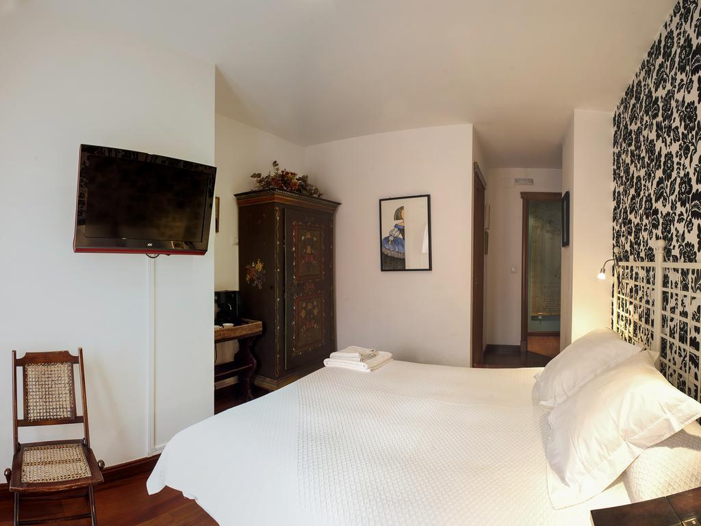 Ch Hostal Victoria Куэнка Экстерьер фото